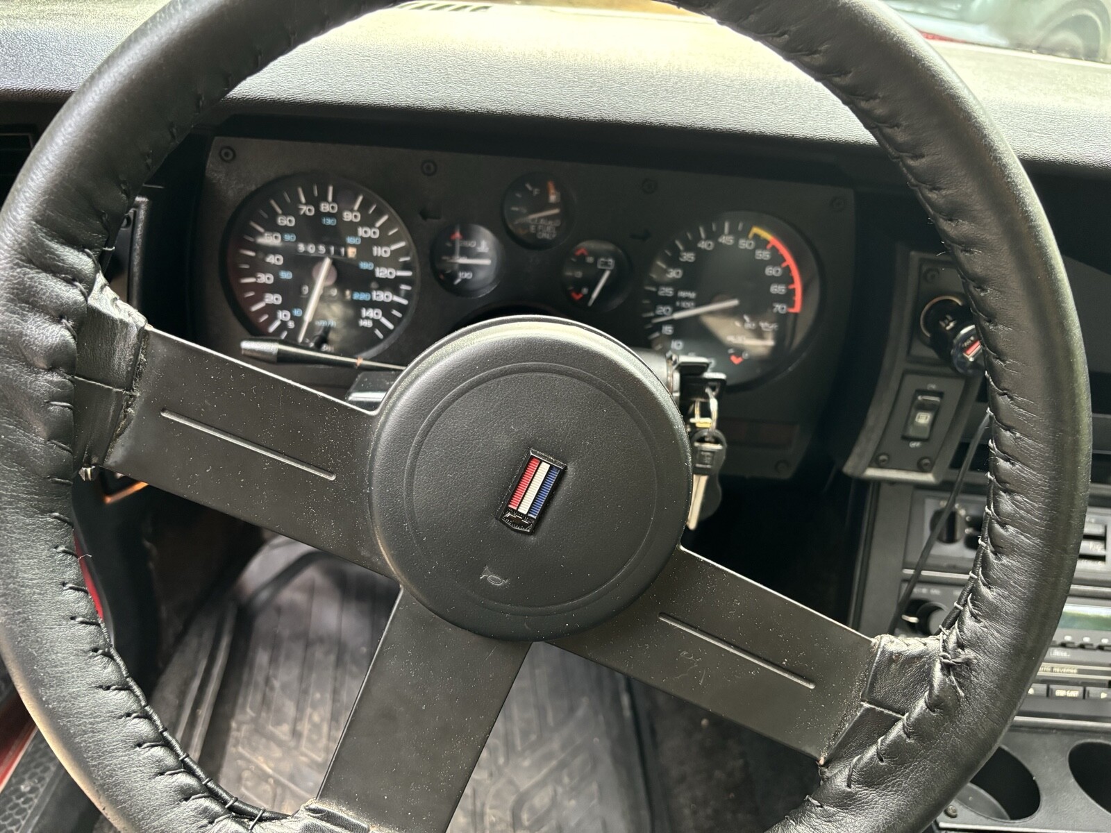 Chevrolet-Camaro-1988-27