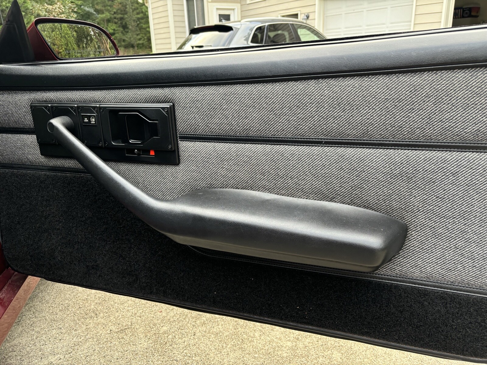 Chevrolet-Camaro-1988-28