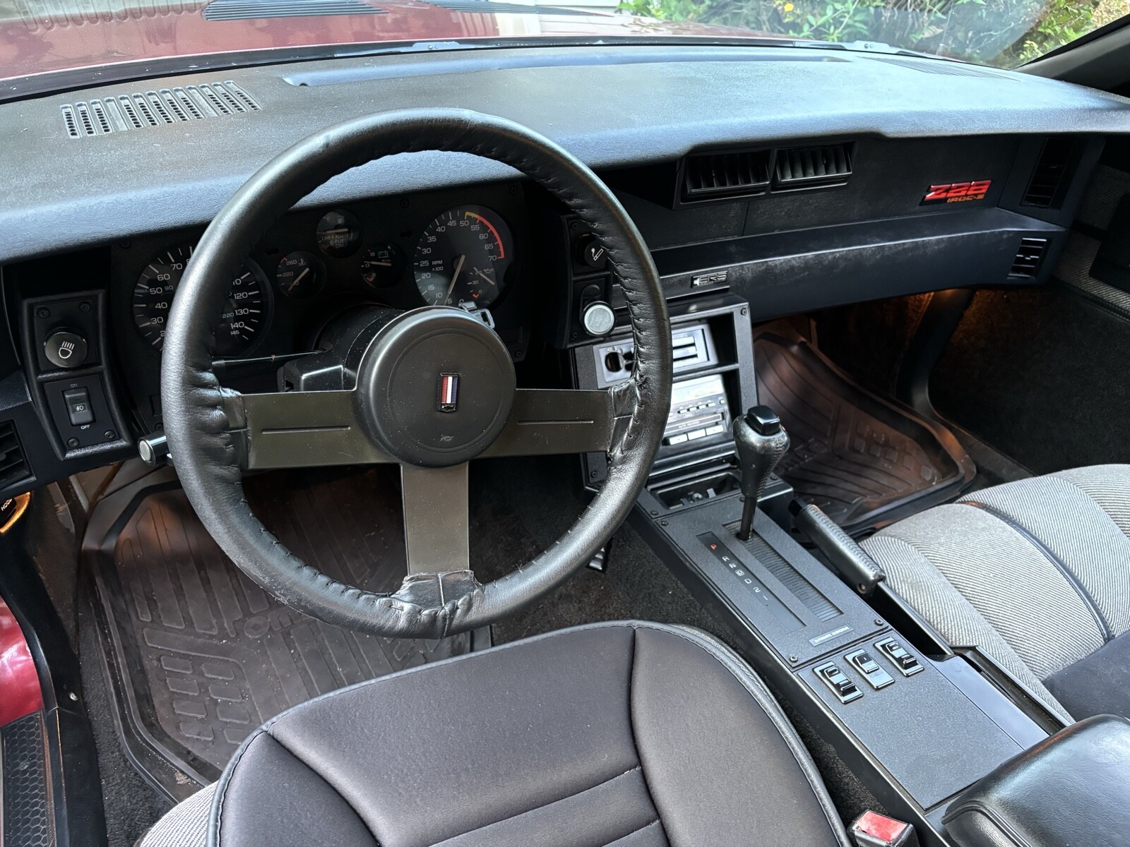 Chevrolet-Camaro-1988-34