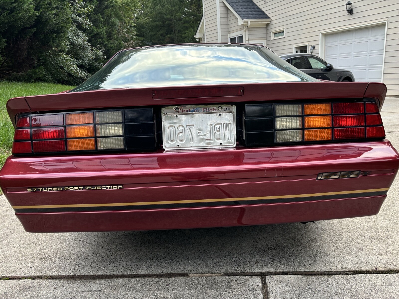 Chevrolet-Camaro-1988-4