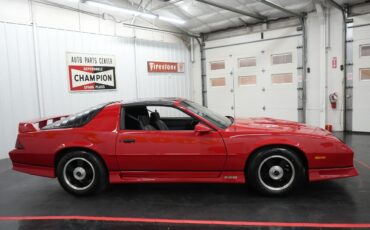 Chevrolet-Camaro-1991-17