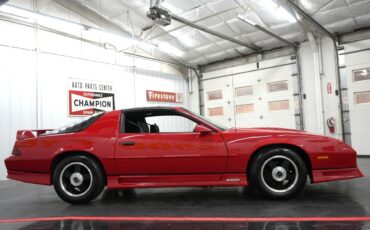 Chevrolet-Camaro-1991-18