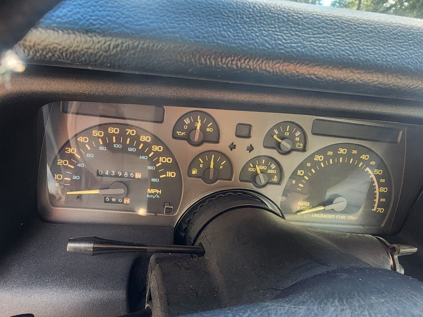 Chevrolet-Camaro-1991-Coupe-10