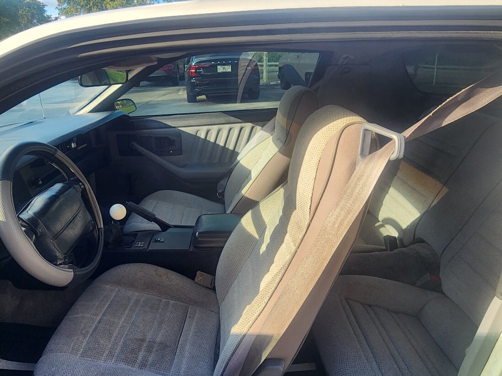 Chevrolet-Camaro-1991-Coupe-11