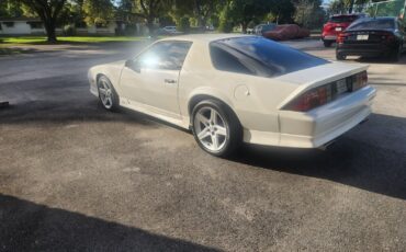Chevrolet-Camaro-1991-Coupe-3