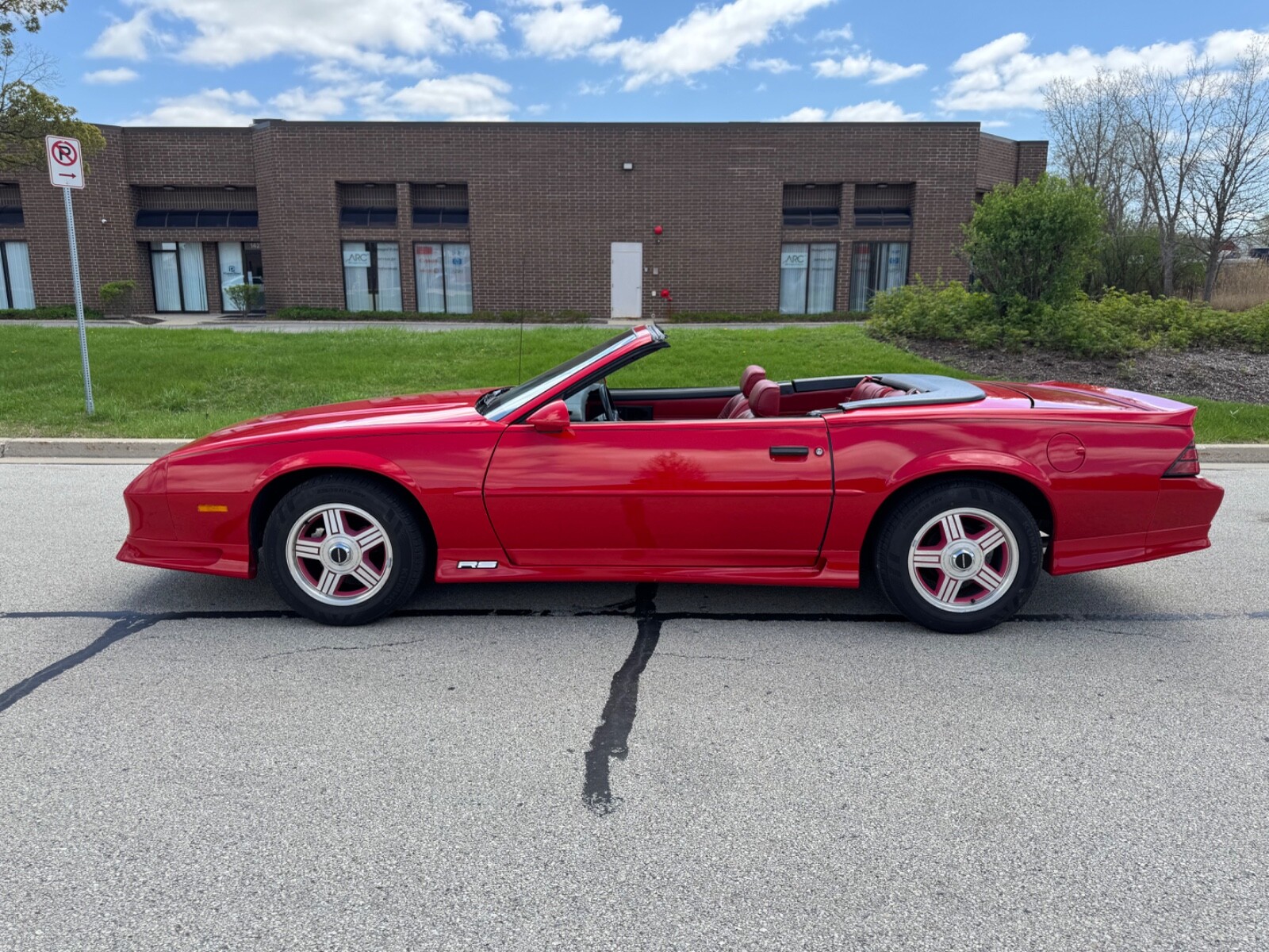 Chevrolet-Camaro-1992-Convertible-2