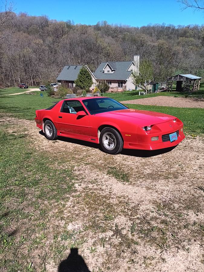 Chevrolet Camaro  1992 red