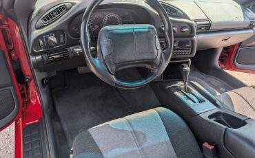 Chevrolet-Camaro-1994-Coupe-2