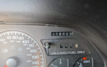 Chevrolet-Camaro-1994-Coupe-3