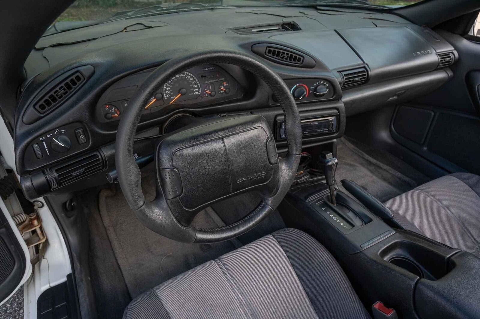 Chevrolet-Camaro-1995-2-Door-10