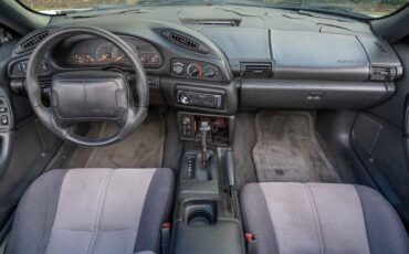 Chevrolet-Camaro-1995-2-Door-12
