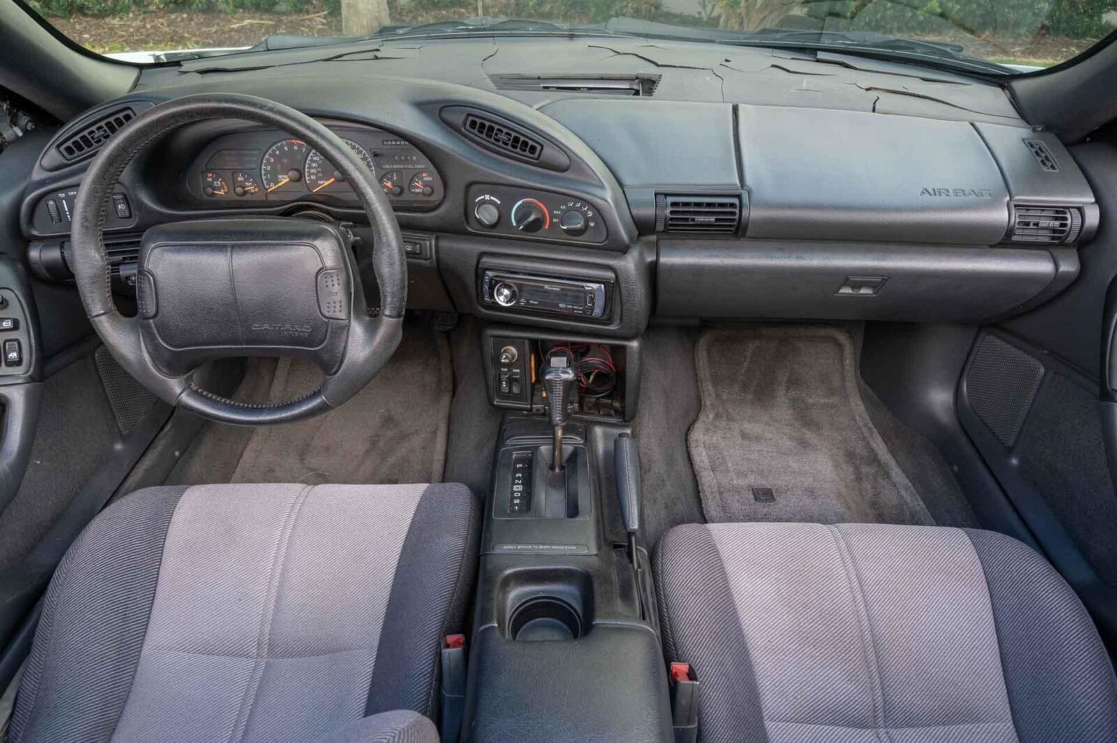 Chevrolet-Camaro-1995-2-Door-12