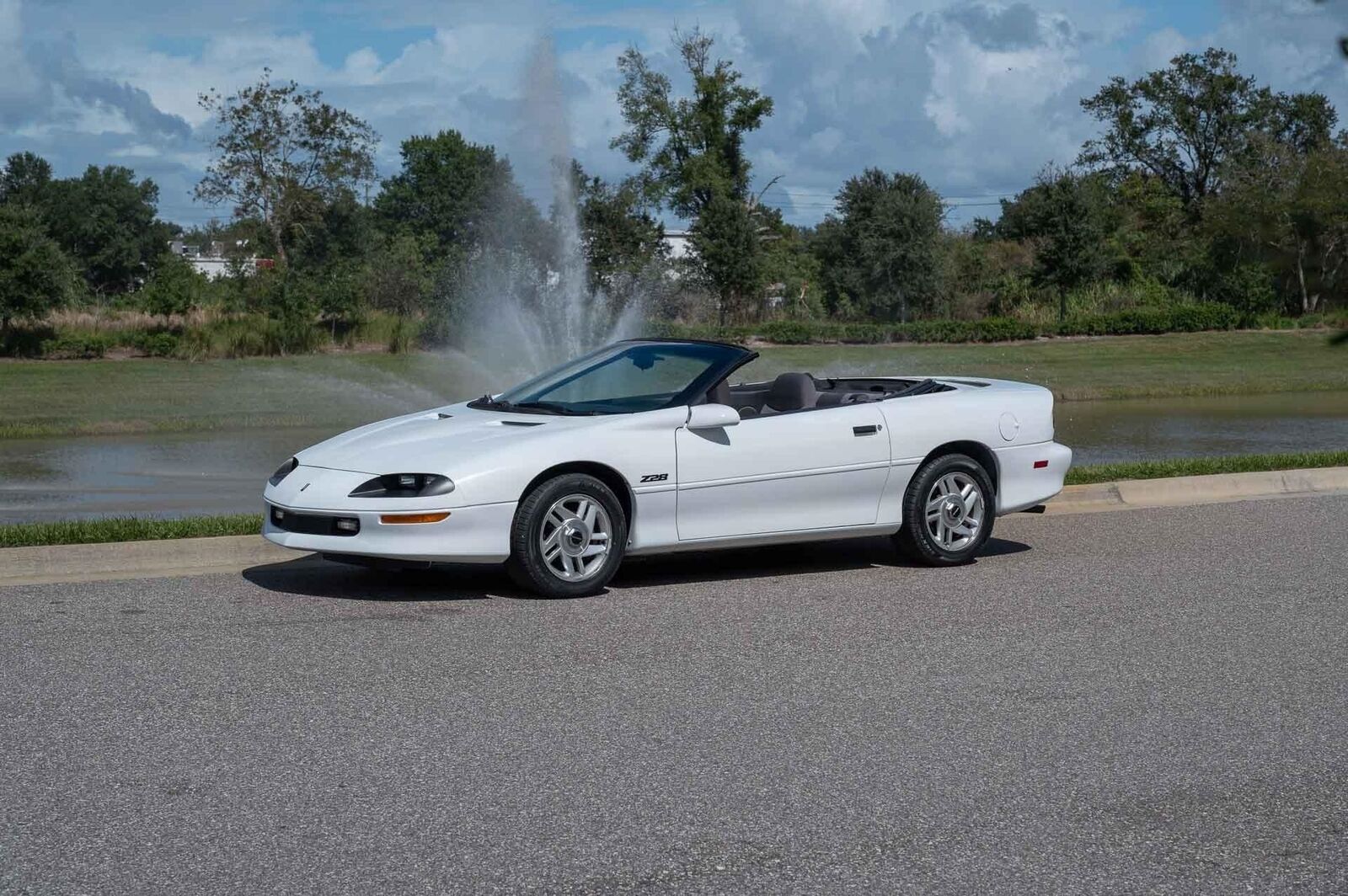 Chevrolet-Camaro-1995-2-Door-14