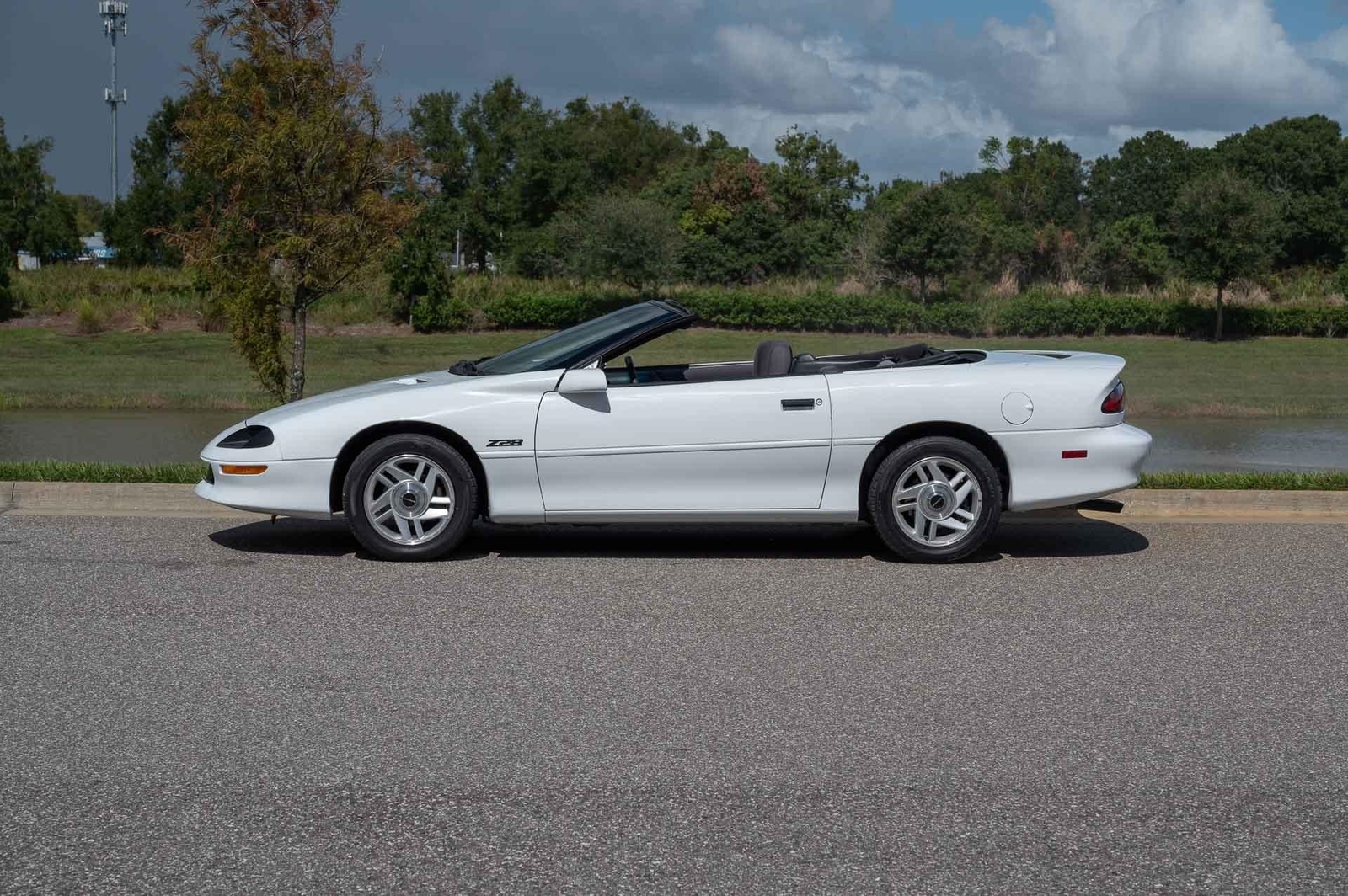 Chevrolet-Camaro-1995-2-Door-16