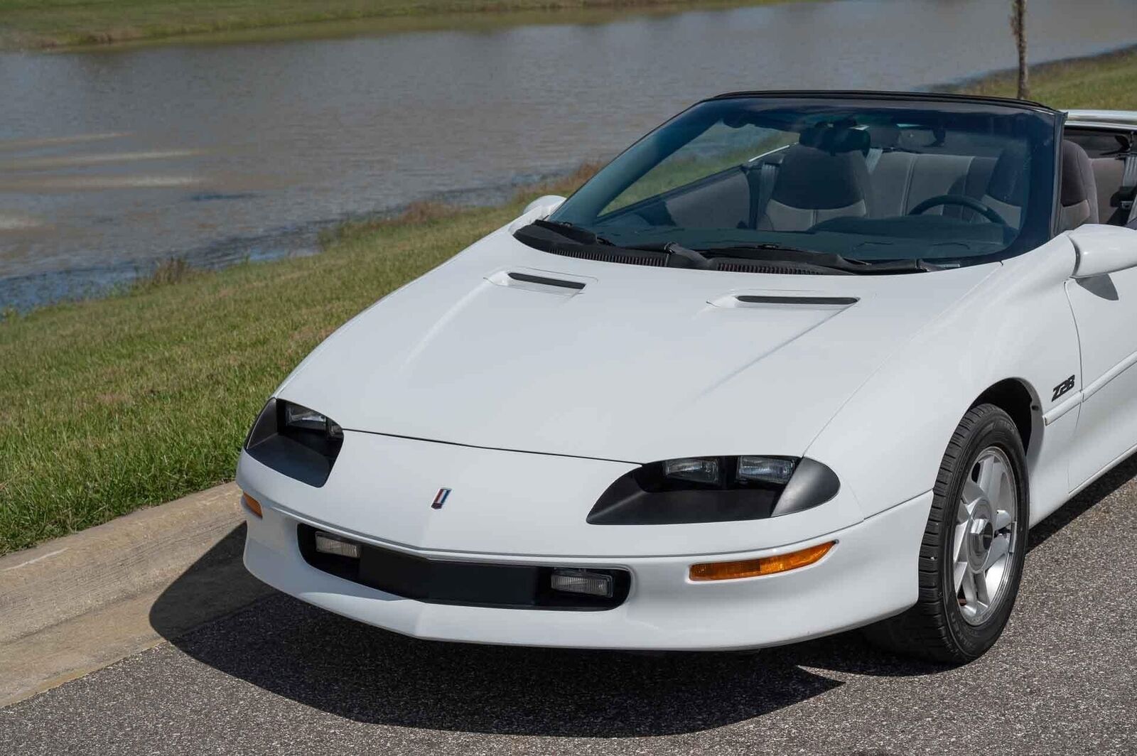 Chevrolet-Camaro-1995-2-Door-23