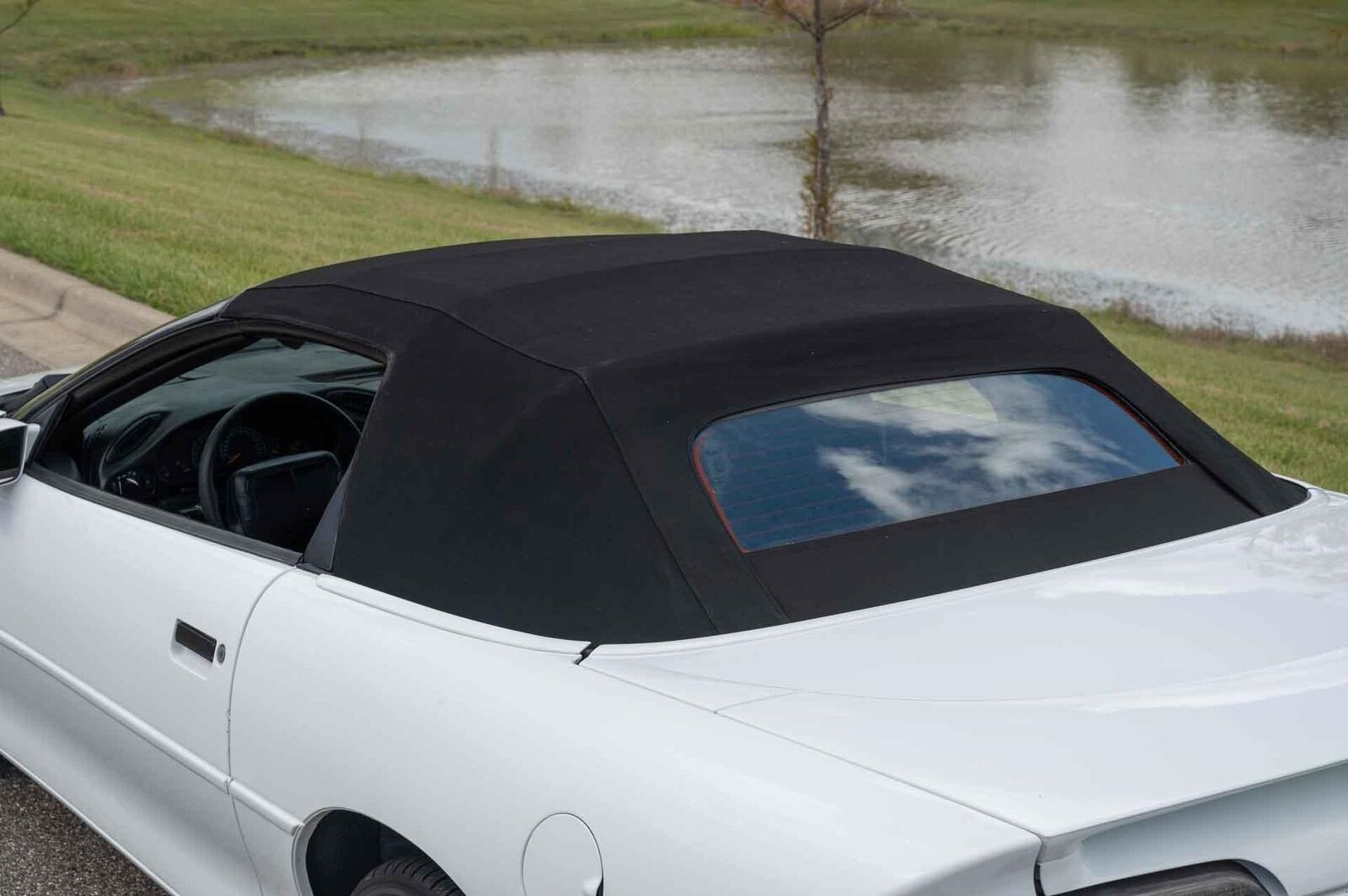 Chevrolet-Camaro-1995-2-Door-33