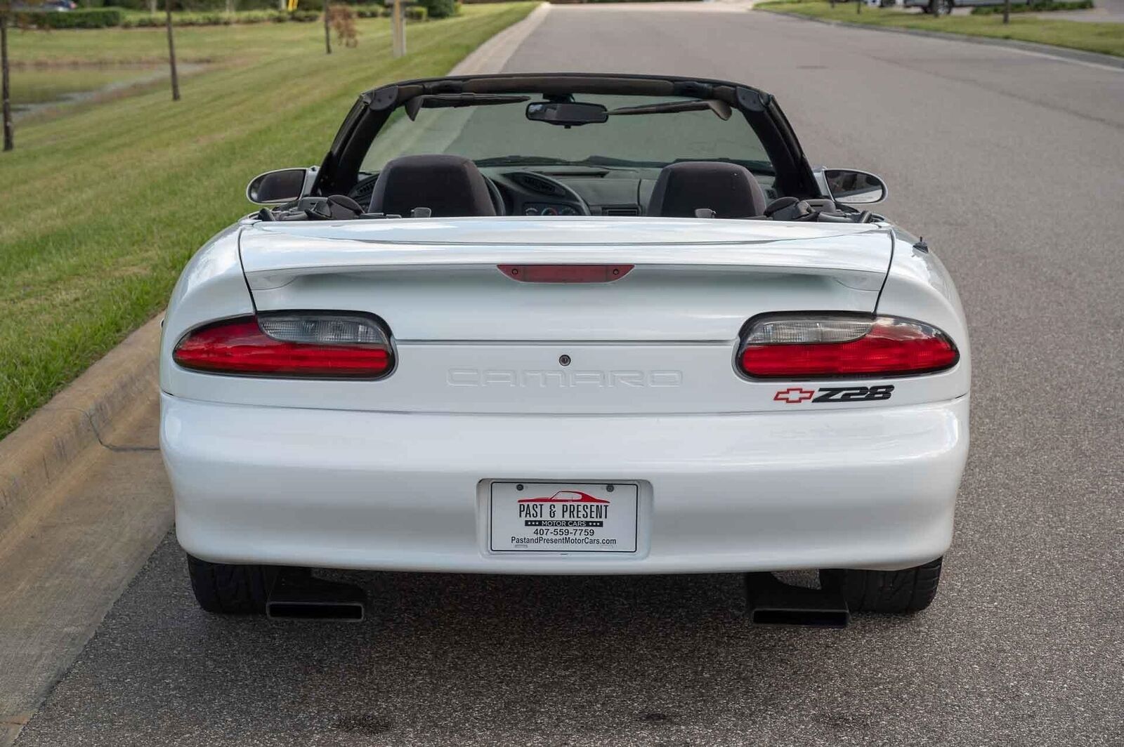 Chevrolet-Camaro-1995-2-Door-4