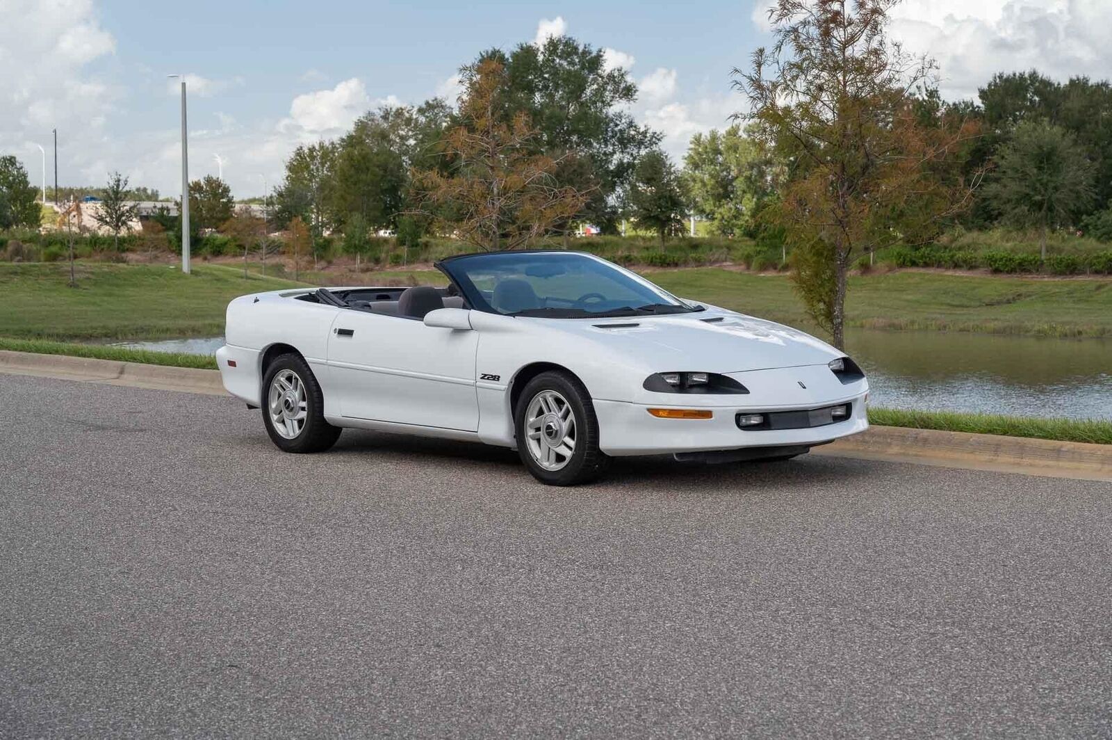 Chevrolet-Camaro-1995-2-Door-8