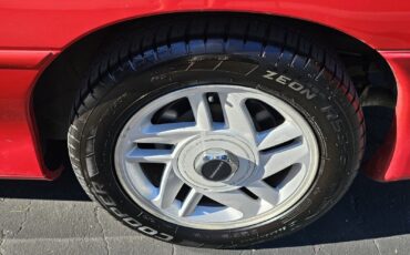 Chevrolet-Camaro-1995-Convertible-18