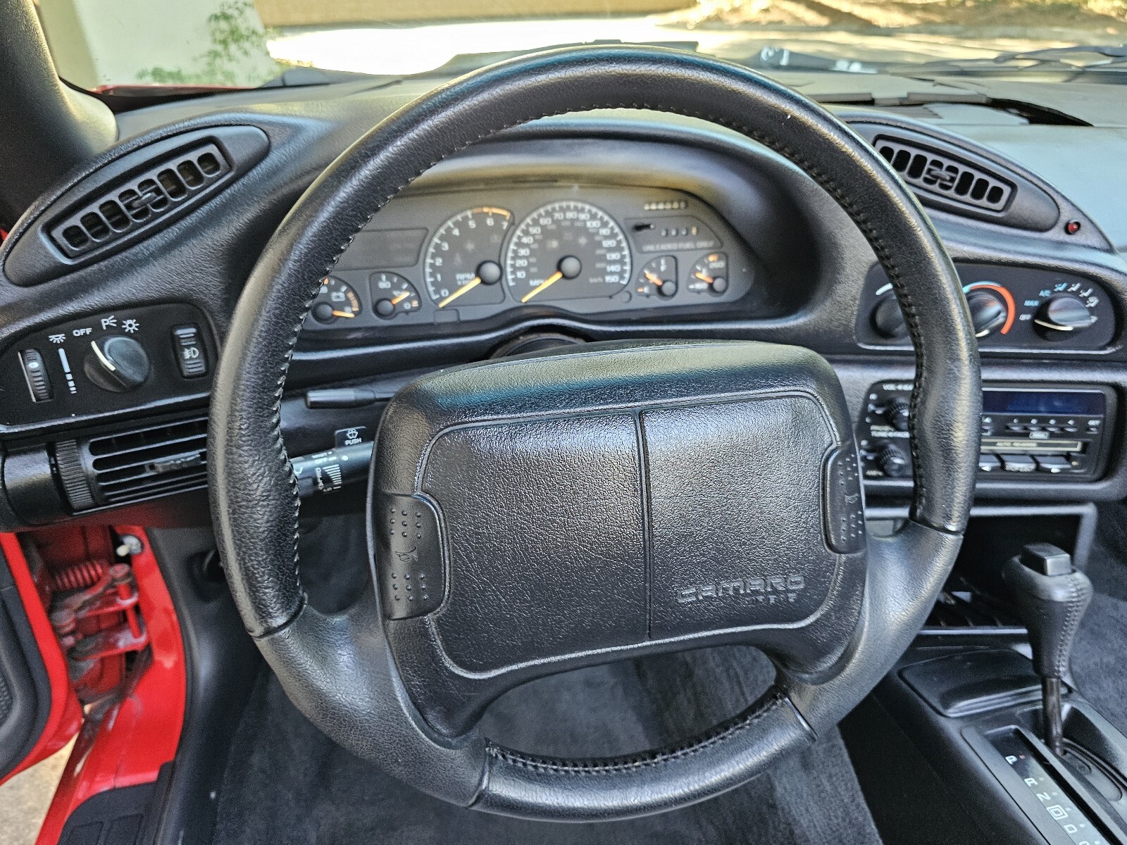 Chevrolet-Camaro-1995-Convertible-28