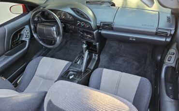 Chevrolet-Camaro-1995-Convertible-37