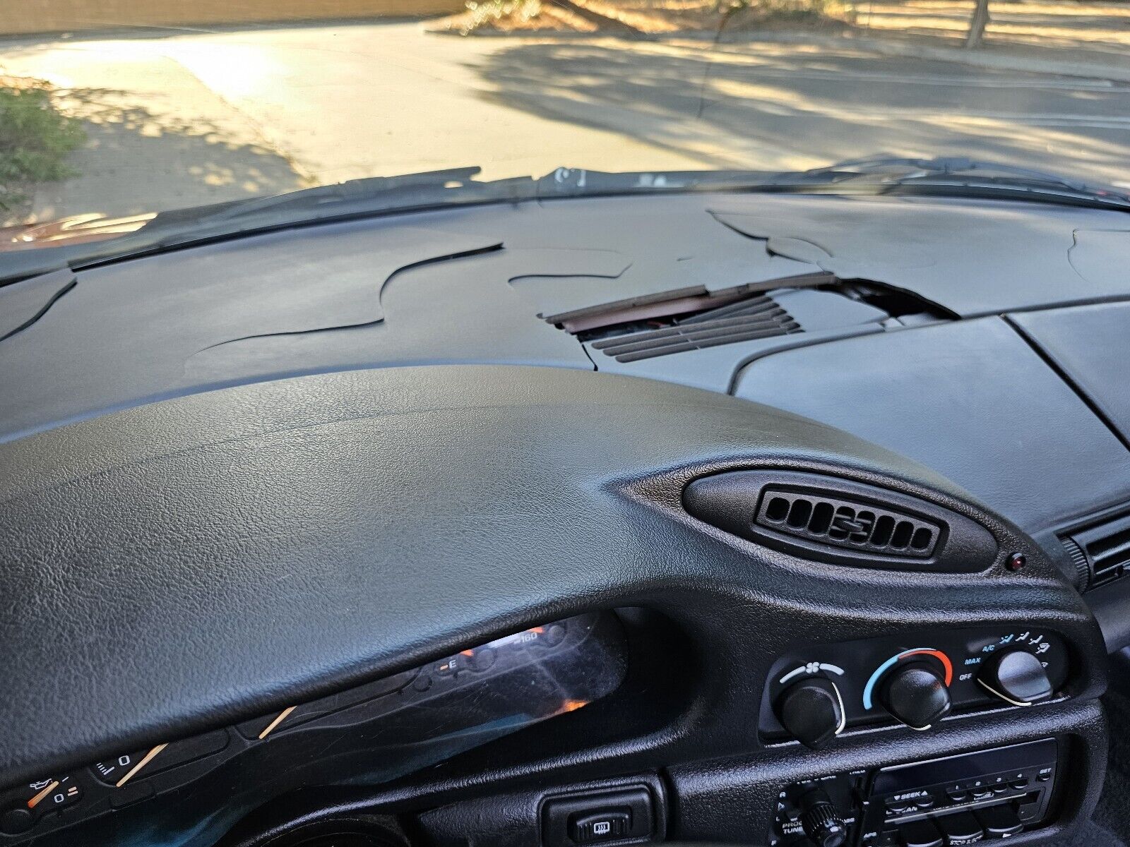 Chevrolet-Camaro-1995-Convertible-5