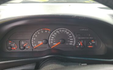 Chevrolet-Camaro-1995-Coupe-5