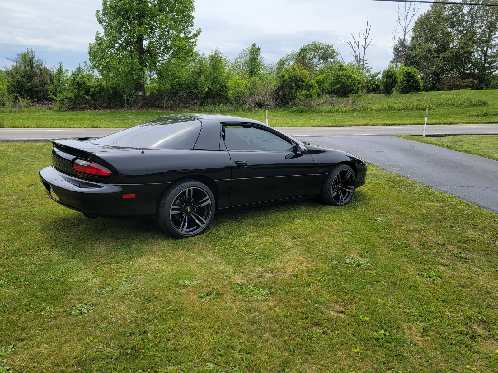 Chevrolet-Camaro-1995-Coupe-9