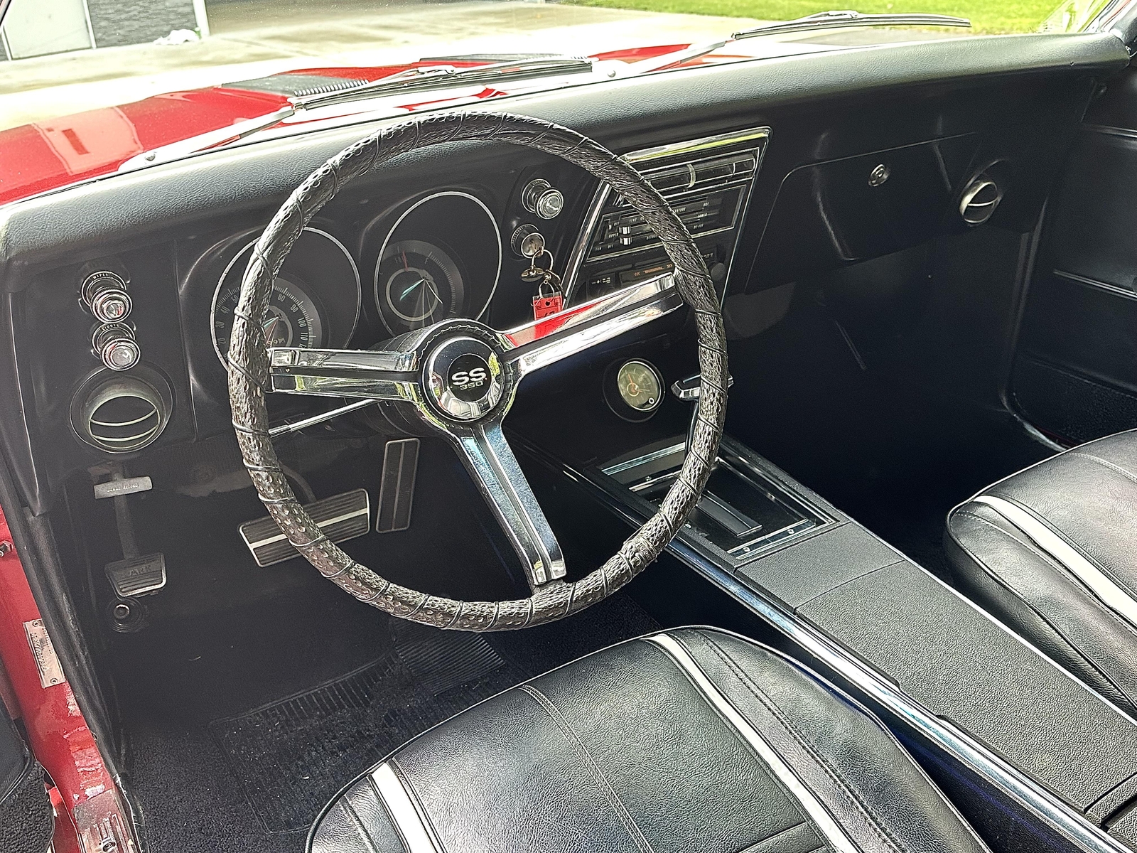 Chevrolet-Camaro-RS-SS-350-1967-EXCELLENT-DRIVER-MUST-SEE-1