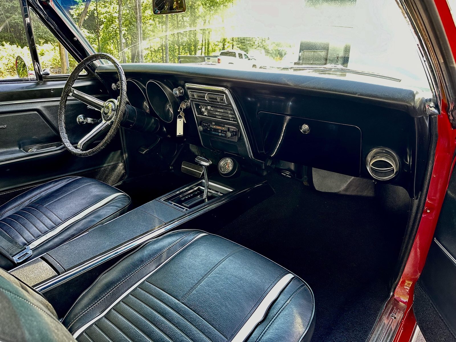 Chevrolet-Camaro-RS-SS-350-1967-EXCELLENT-DRIVER-MUST-SEE-33