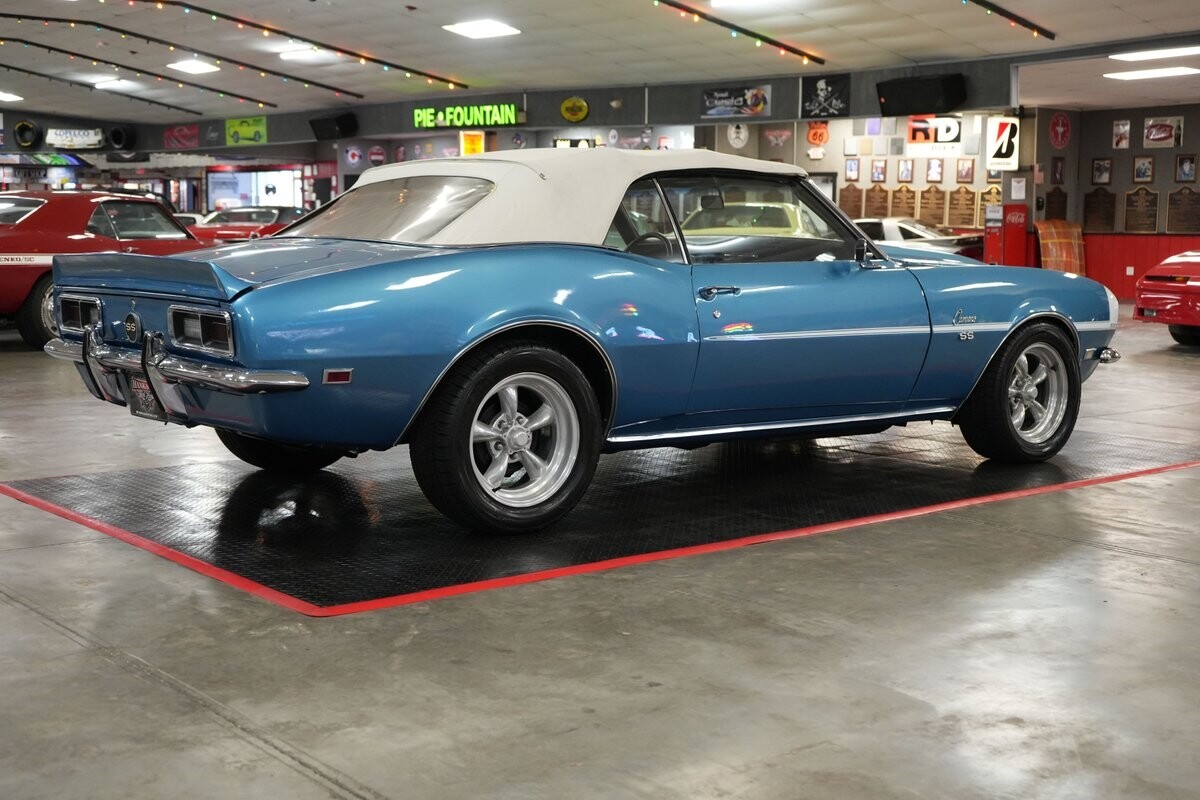 Chevrolet-Camaro-SS-Style-Convertible-1968-Convertible-30