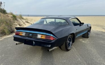 Chevrolet-Camaro-Z28-4-speed-1980-Coupe-12