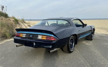 Chevrolet-Camaro-Z28-4-speed-1980-Coupe-14