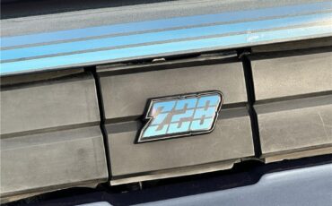Chevrolet-Camaro-Z28-4-speed-1980-Coupe-23