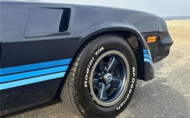 Chevrolet-Camaro-Z28-4-speed-1980-Coupe-29