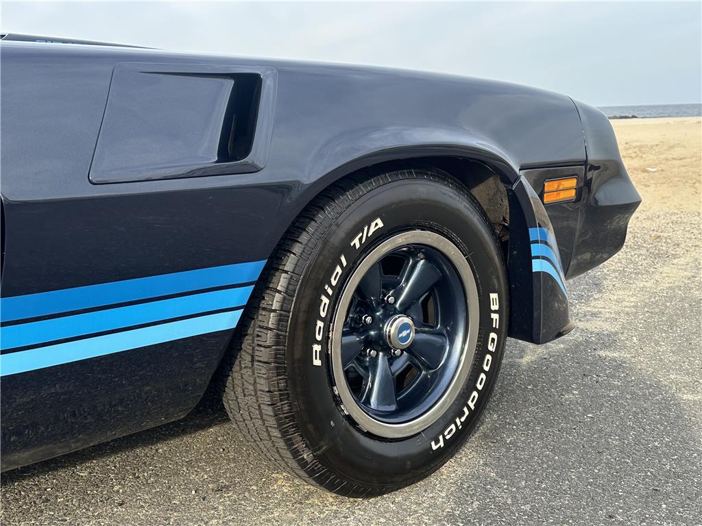 Chevrolet-Camaro-Z28-4-speed-1980-Coupe-29