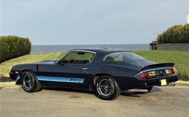 Chevrolet-Camaro-Z28-4-speed-1980-Coupe-3