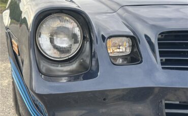 Chevrolet-Camaro-Z28-4-speed-1980-Coupe-37