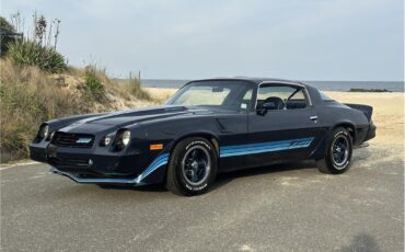 Chevrolet-Camaro-Z28-4-speed-1980-Coupe