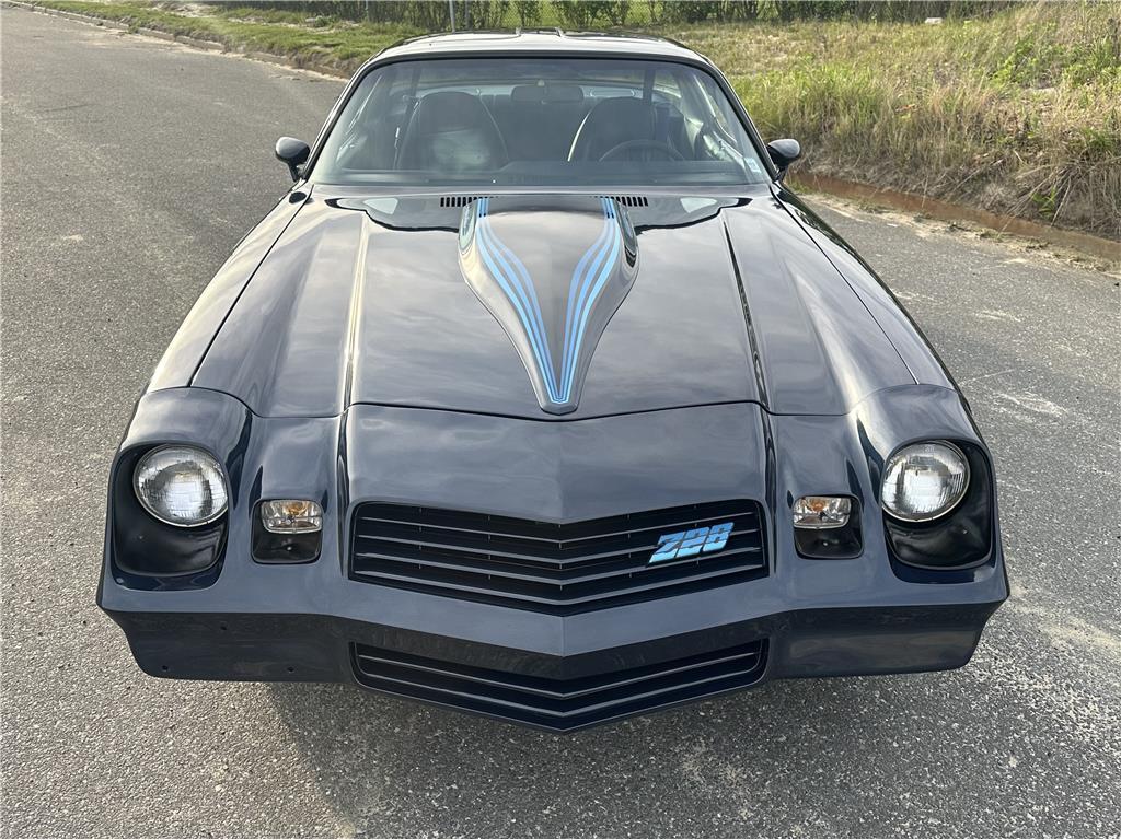Chevrolet-Camaro-Z28-4-speed-1980-Coupe-39