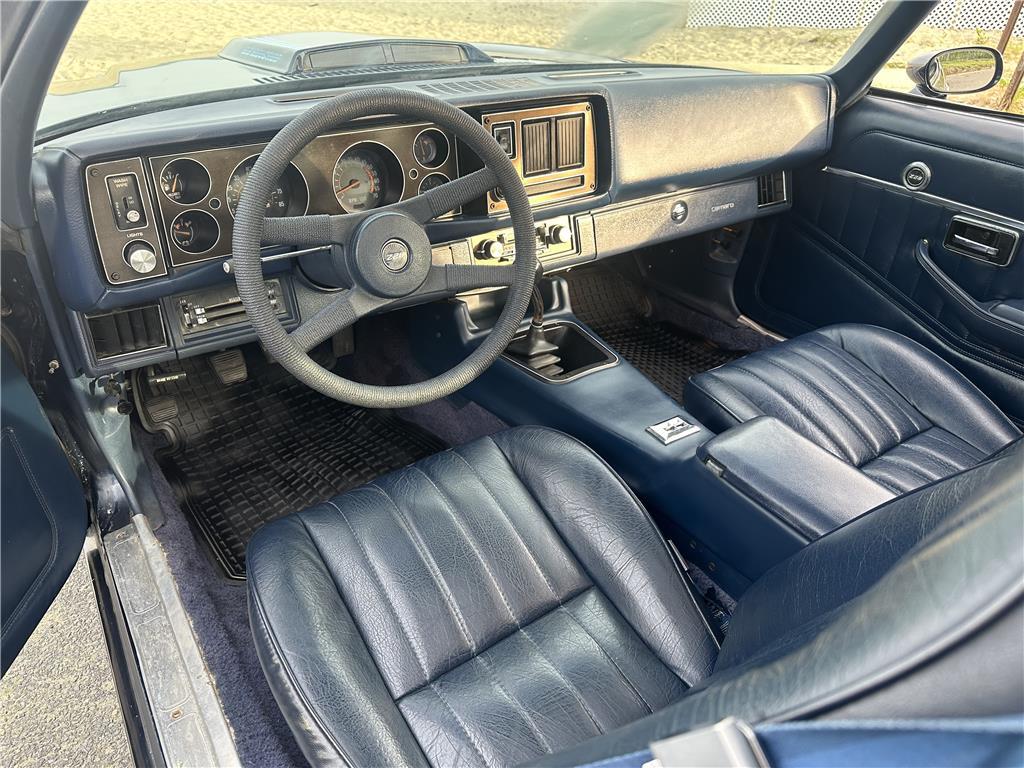 Chevrolet-Camaro-Z28-4-speed-1980-Coupe-4