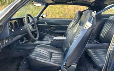 Chevrolet-Camaro-Z28-4-speed-1980-Coupe-5