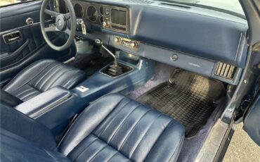 Chevrolet-Camaro-Z28-4-speed-1980-Coupe-6
