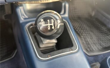 Chevrolet-Camaro-Z28-4-speed-1980-Coupe-8
