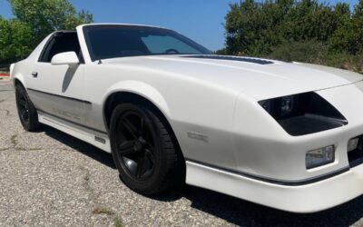 Chevrolet Camaro iroc z28 1985