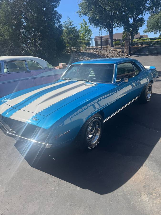 Chevrolet-Camaro-z28-1969-blue-2