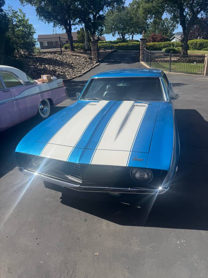 Chevrolet-Camaro-z28-1969-blue-3