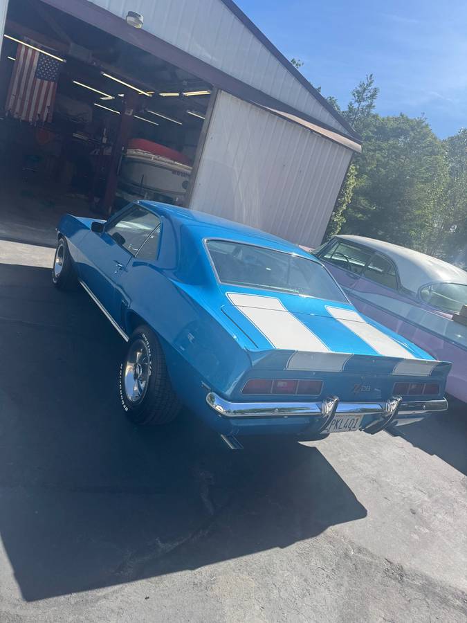 Chevrolet-Camaro-z28-1969-blue-9