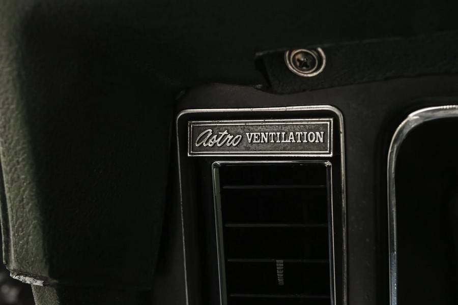 Chevrolet-Camaro-z28-1969-green-14