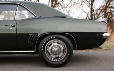 Chevrolet-Camaro-z28-1969-green-3